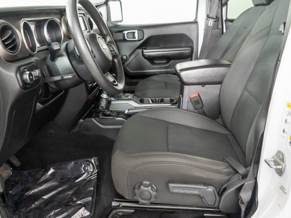 Used 2018 Jeep Wrangler Unlimited Sport image 10