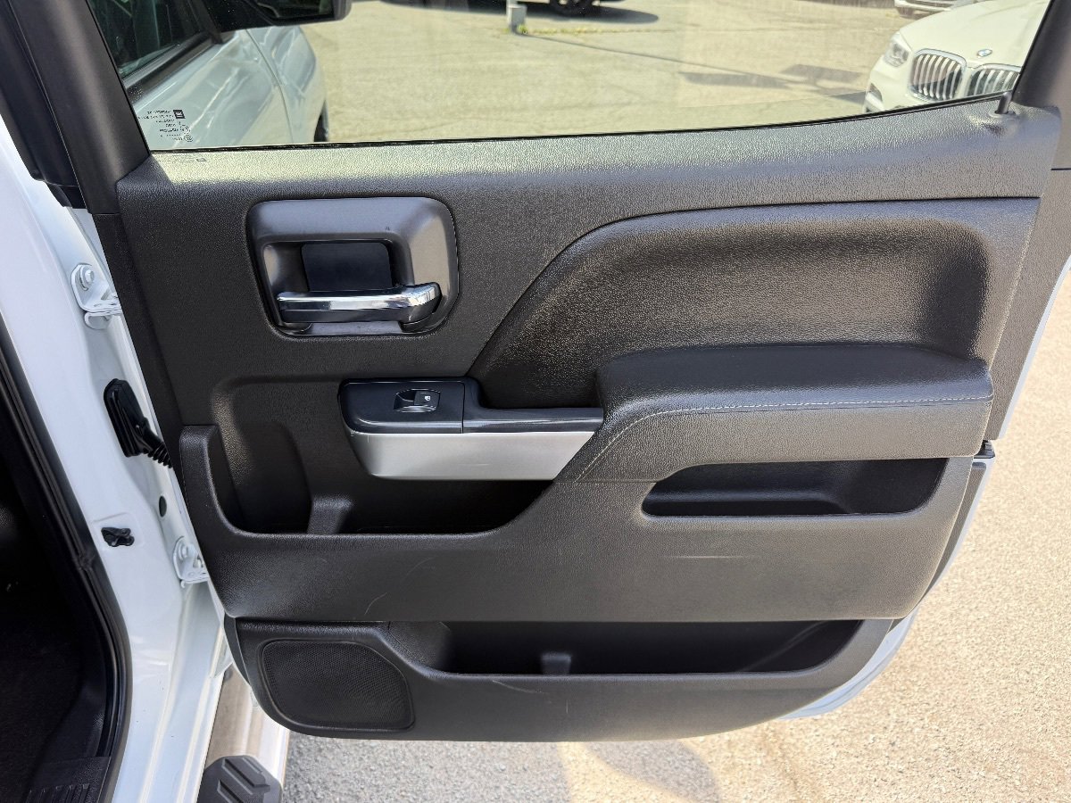 Used 2018 Chevrolet Silverado 1500 LT w/ LT Eassist Package image 17