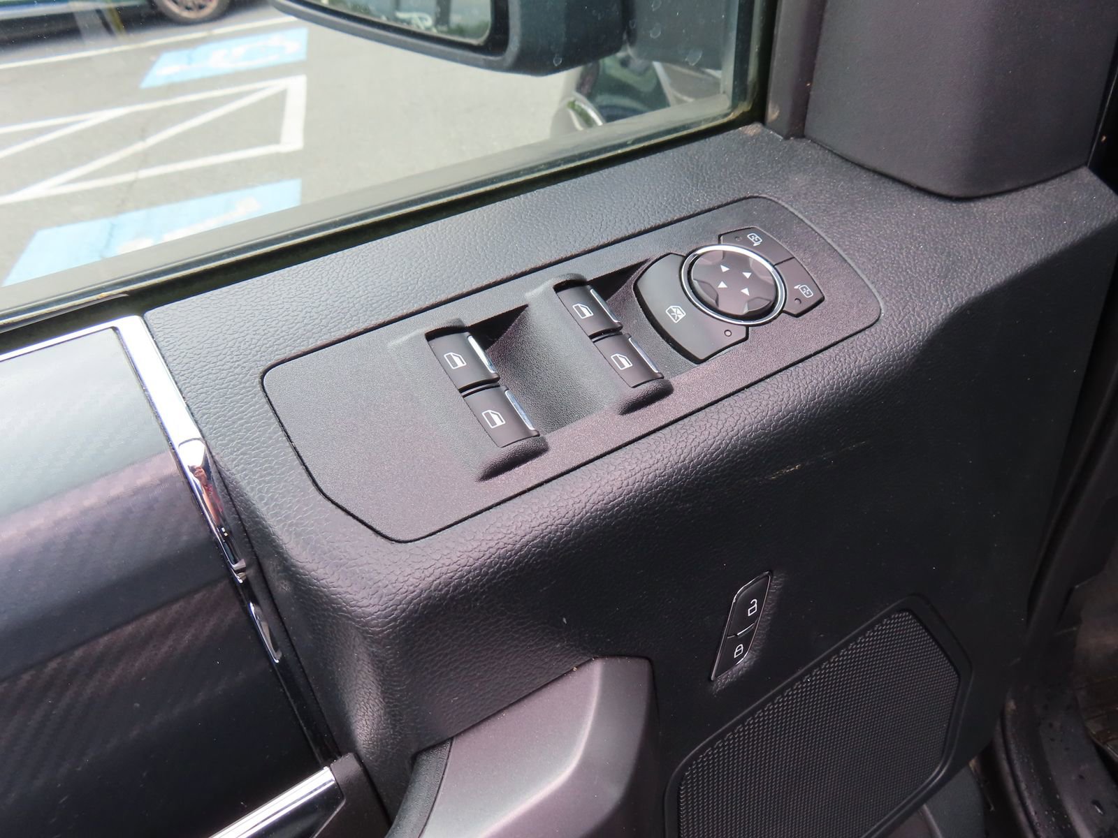 Used 2020 Ford F150 XLT w/ Equipment Group 302A Luxury AWD/4WD image 14