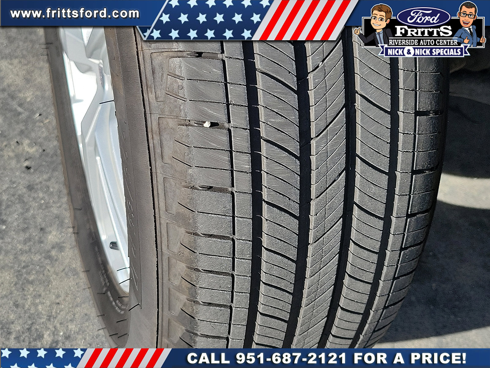 Used 2024 GMC Terrain SLE image 19