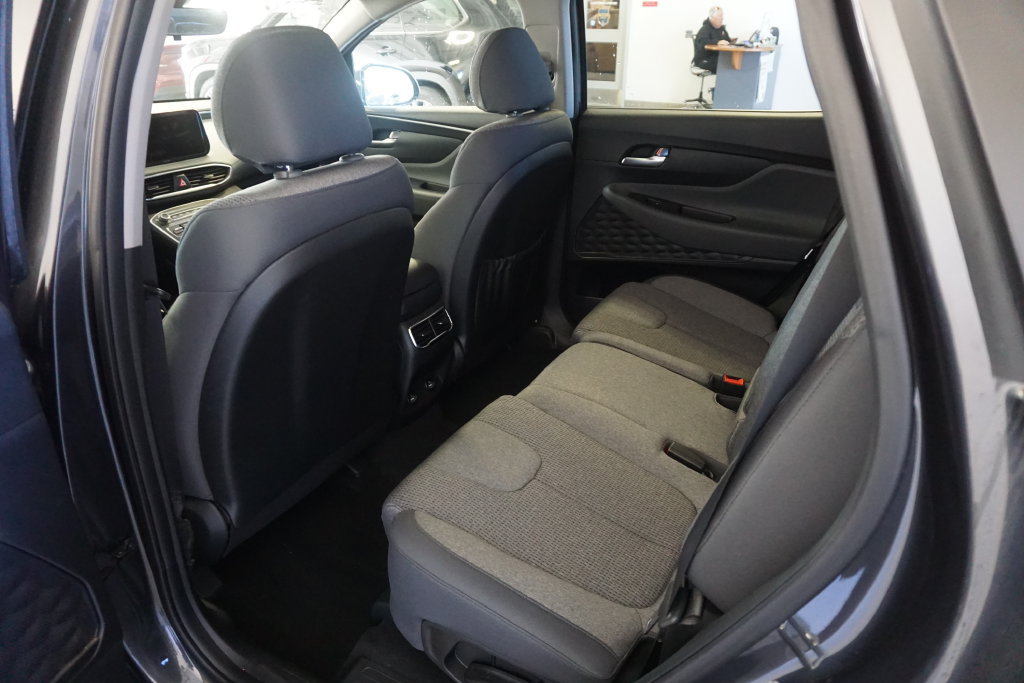 Used 2023 Hyundai Santa Fe SEL AWD/4WD image 22