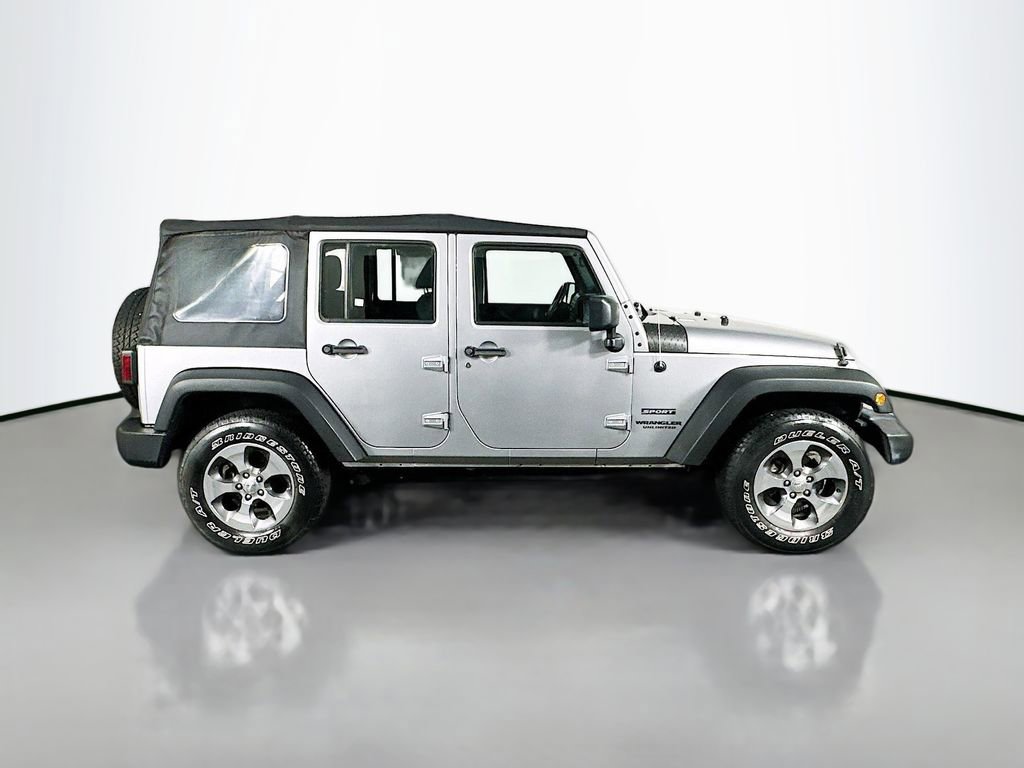 Used 2015 Jeep Wrangler Unlimited Sport w/ Connectivity Group image 8