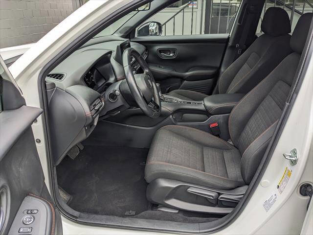Used 2023 Honda HR-V Sport image 9