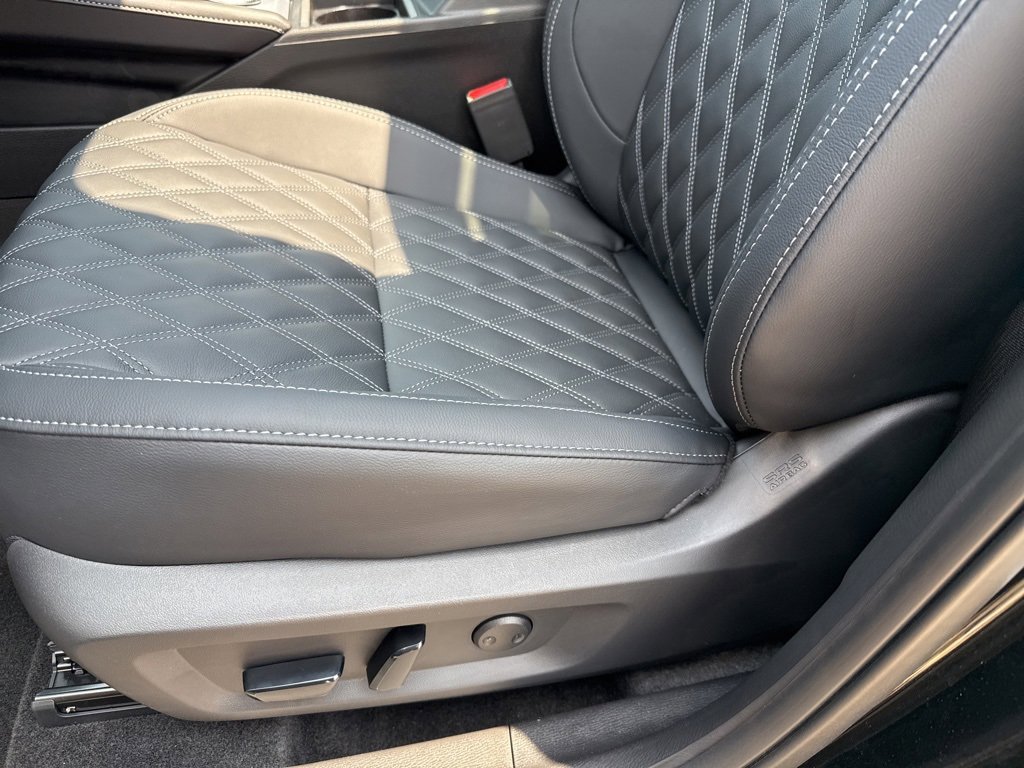 New 2025 Mitsubishi Outlander SEL image 25