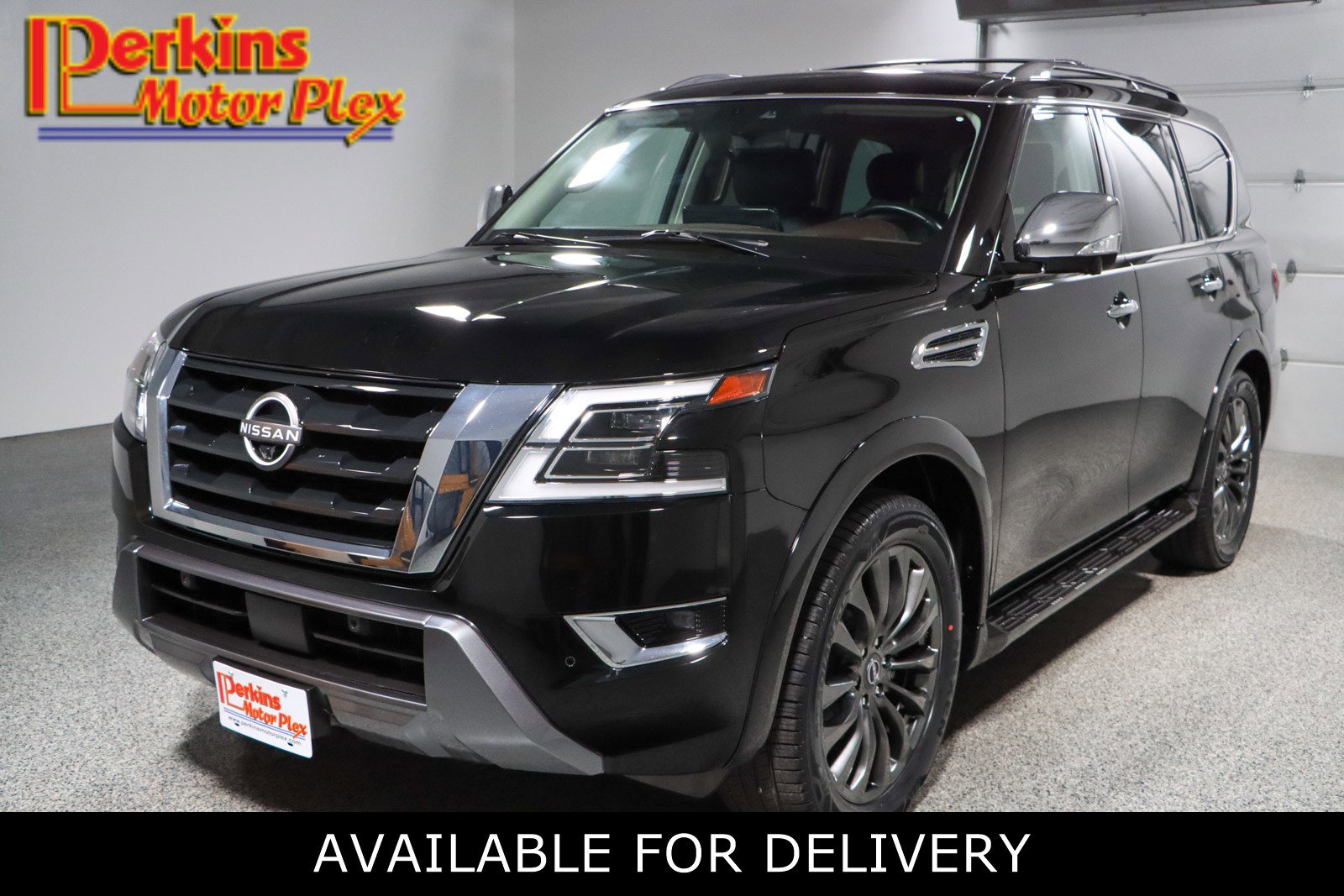 Used 2023 Nissan Armada Platinum w/ Cargo Package image 1