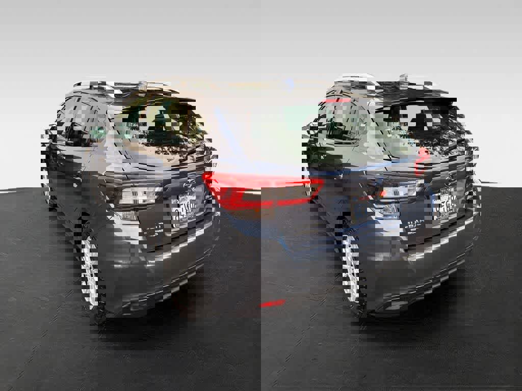 Used 2017 Subaru Impreza 2.0i Premium AWD/4WD image 4