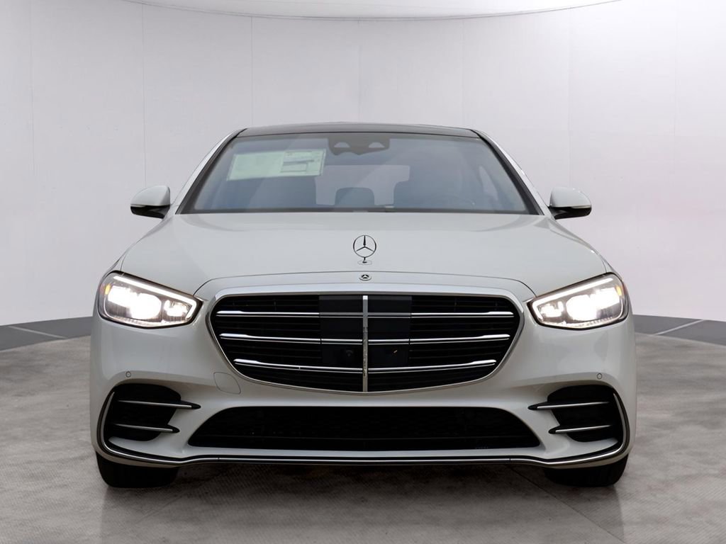 New 2026 Mercedes-Benz S 580 4MATIC Sedan image 2