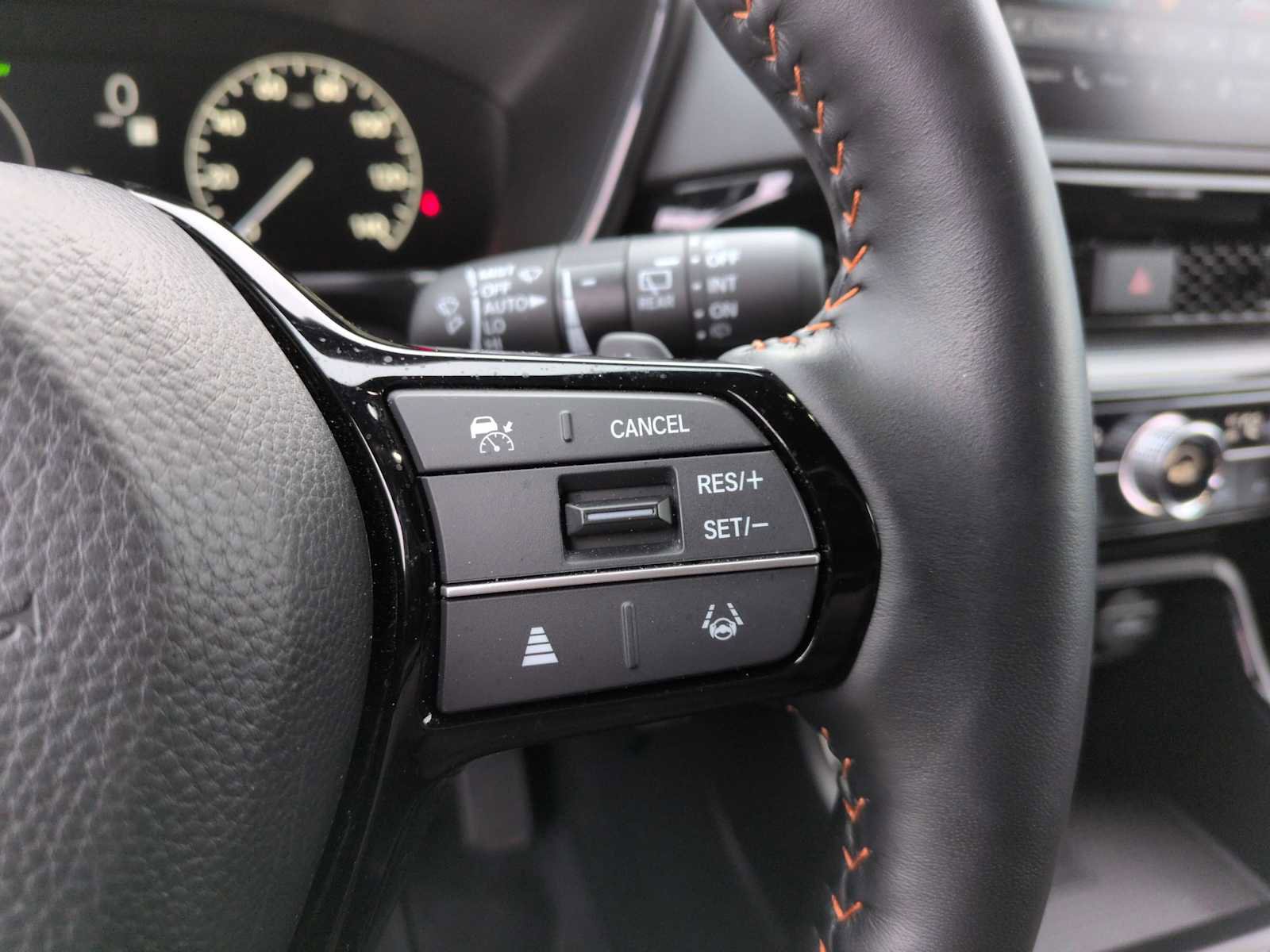 Used 2025 Honda CR-V Sport Touring image 11