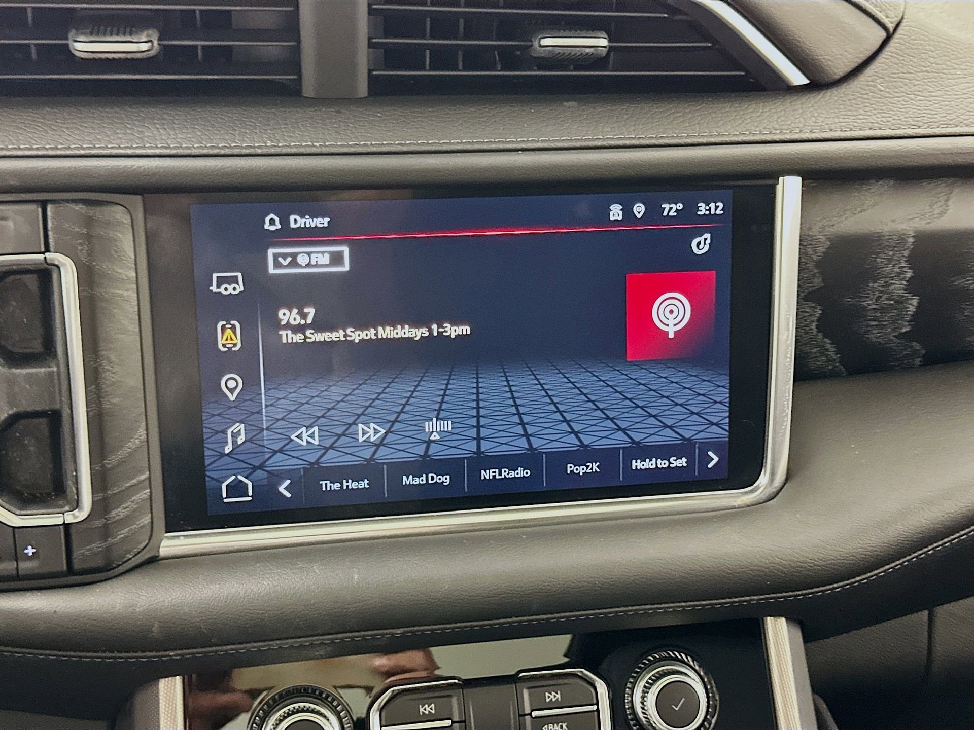 Used 2022 GMC Yukon Denali image 16