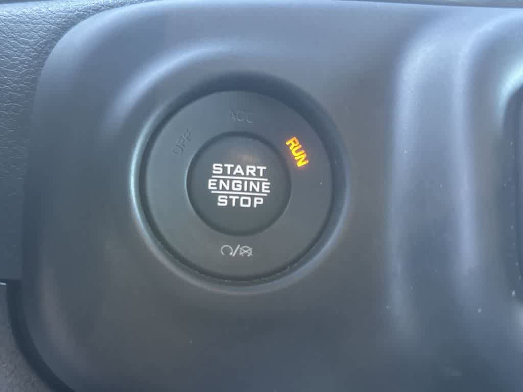 Used 2023 Jeep Gladiator Overland image 25