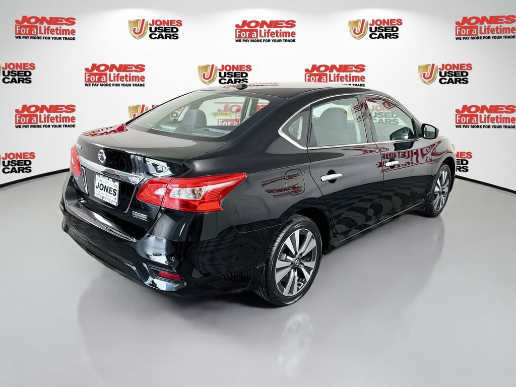 Used 2019 Nissan Sentra SV w/ Special Edition Package FWD image 15
