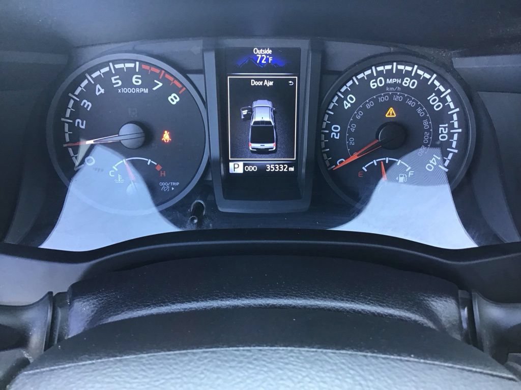 Used 2023 Toyota Tacoma SR AWD/4WD image 20