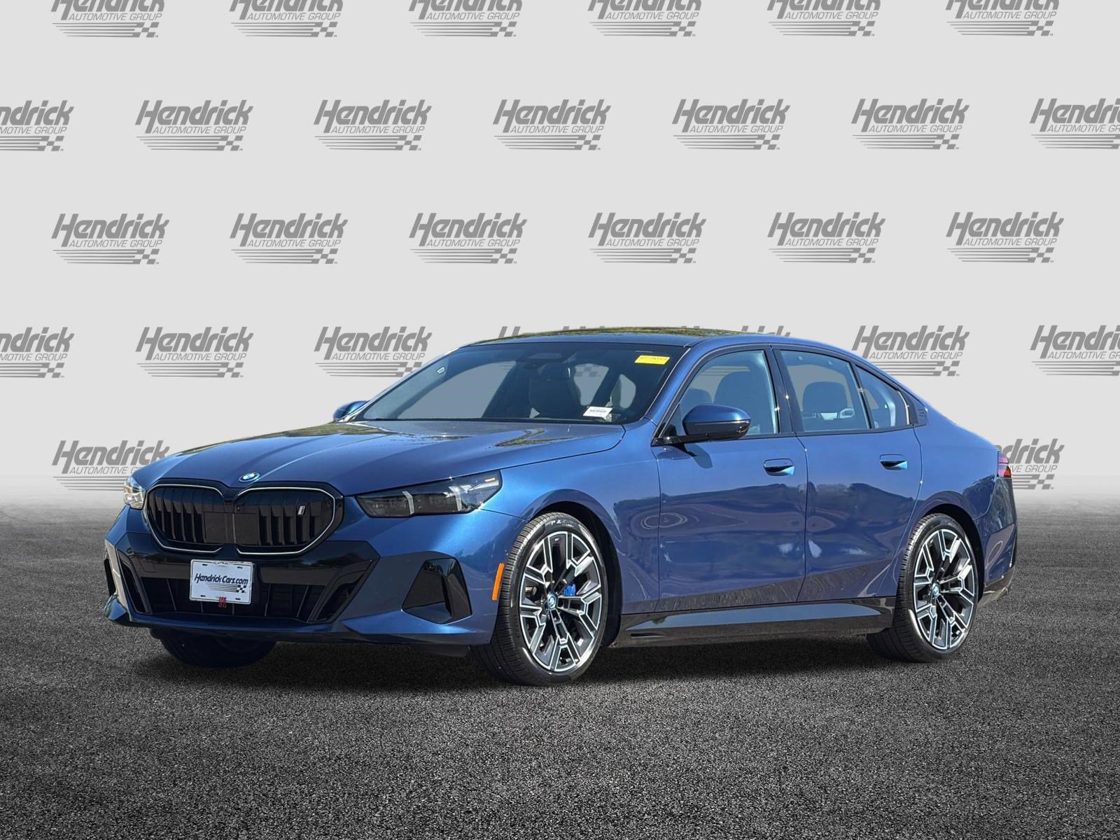 Used 2025 BMW i5 xDrive40 w/ Executive Package image 9