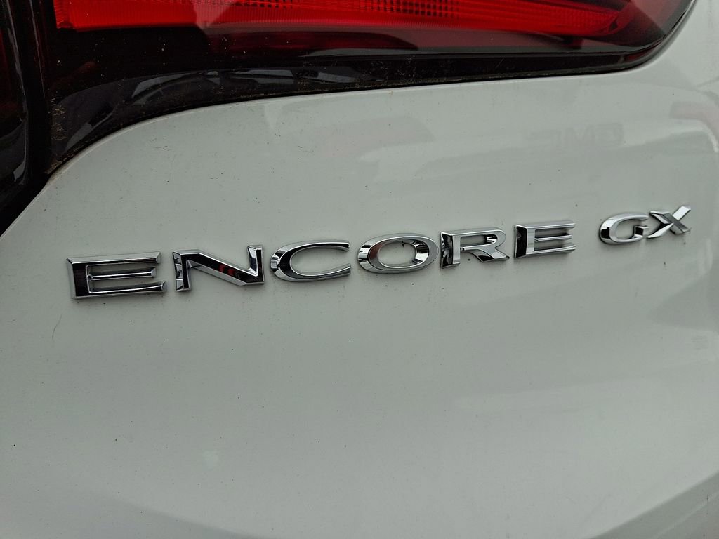 Certified 2023 Buick Encore GX Preferred FWD image 5