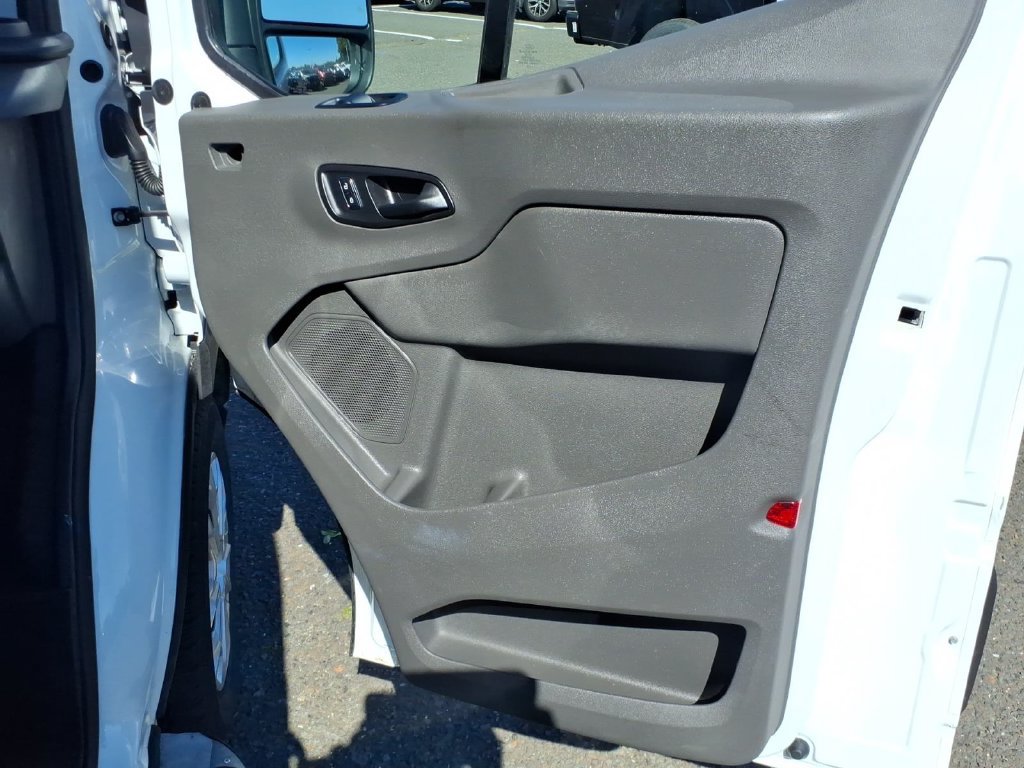 Used 2025 Ford Transit 250 Low Roof w/ Exterior Upgrade Package RWD image 10