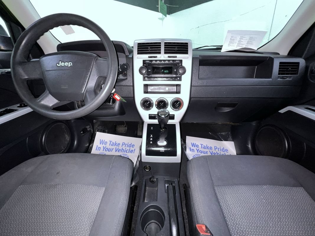 Used 2008 Jeep Patriot Sport FWD image 16