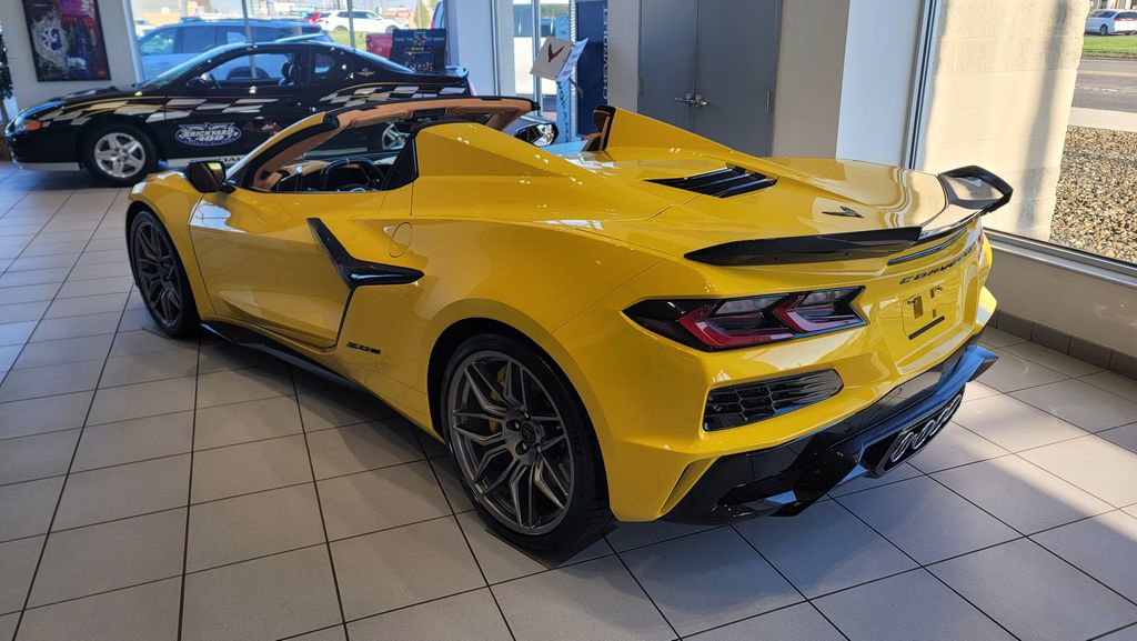 New 2026 Chevrolet Corvette Z06 RWD image 9