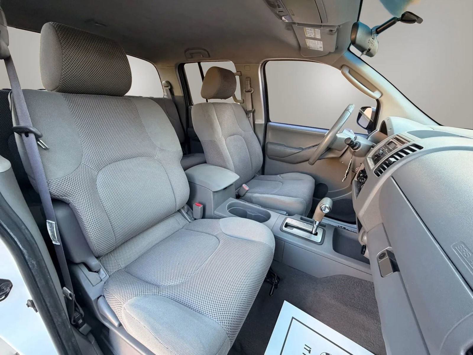Used 2008 Nissan Frontier SE w/ SE Value Truck Pkg RWD image 17