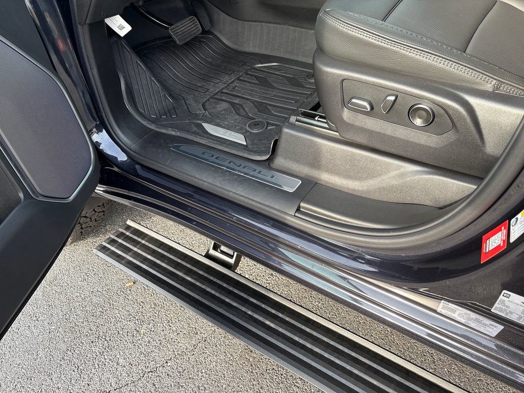 New 2026 GMC Sierra 2500 Denali w/ Denali Reserve Package image 11