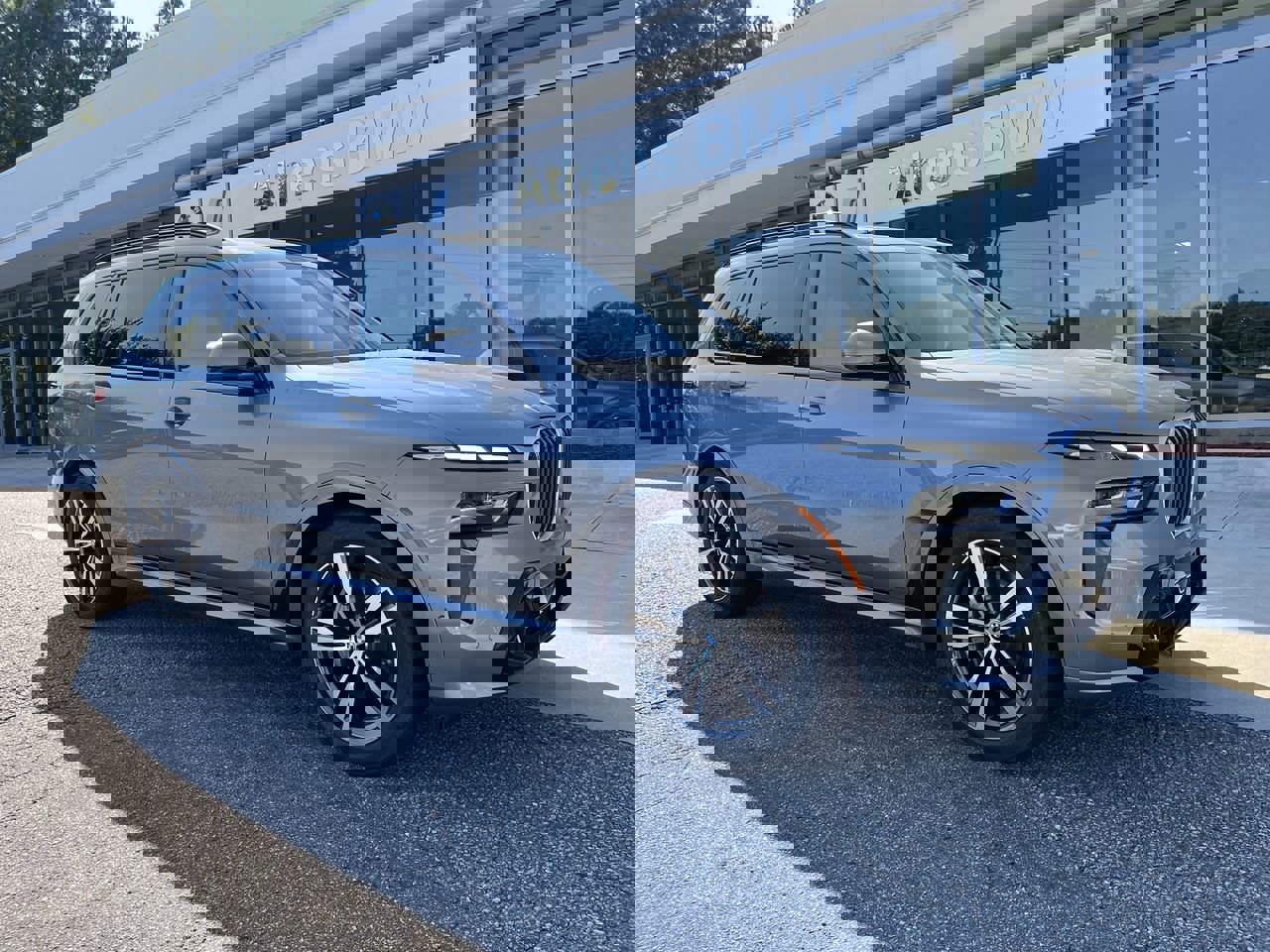 New 2026 BMW X7 xDrive40i w/ M Sport Package image 2