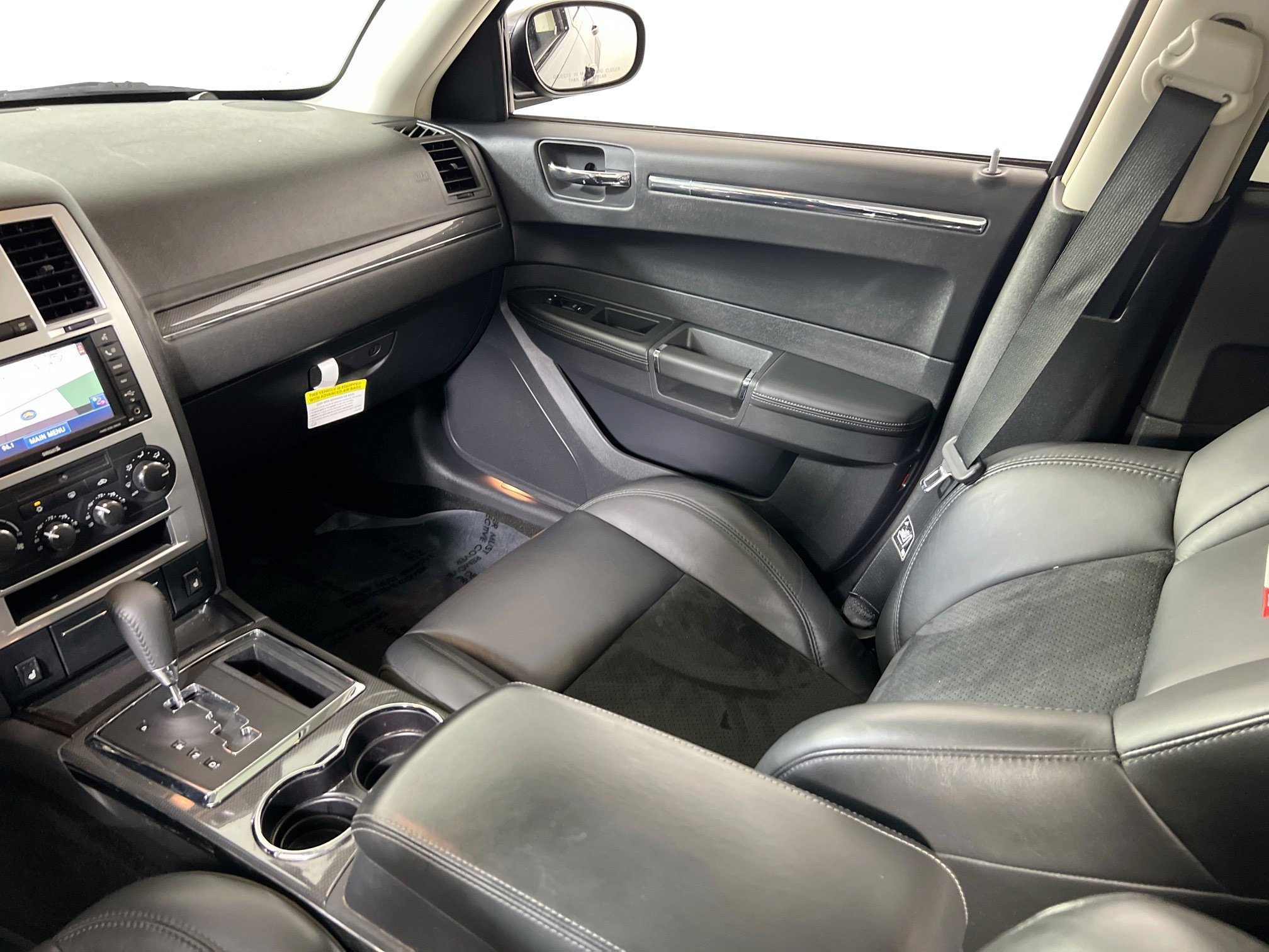 Used 2008 Chrysler 300 SRT8 w/ SRT Option Group II image 24