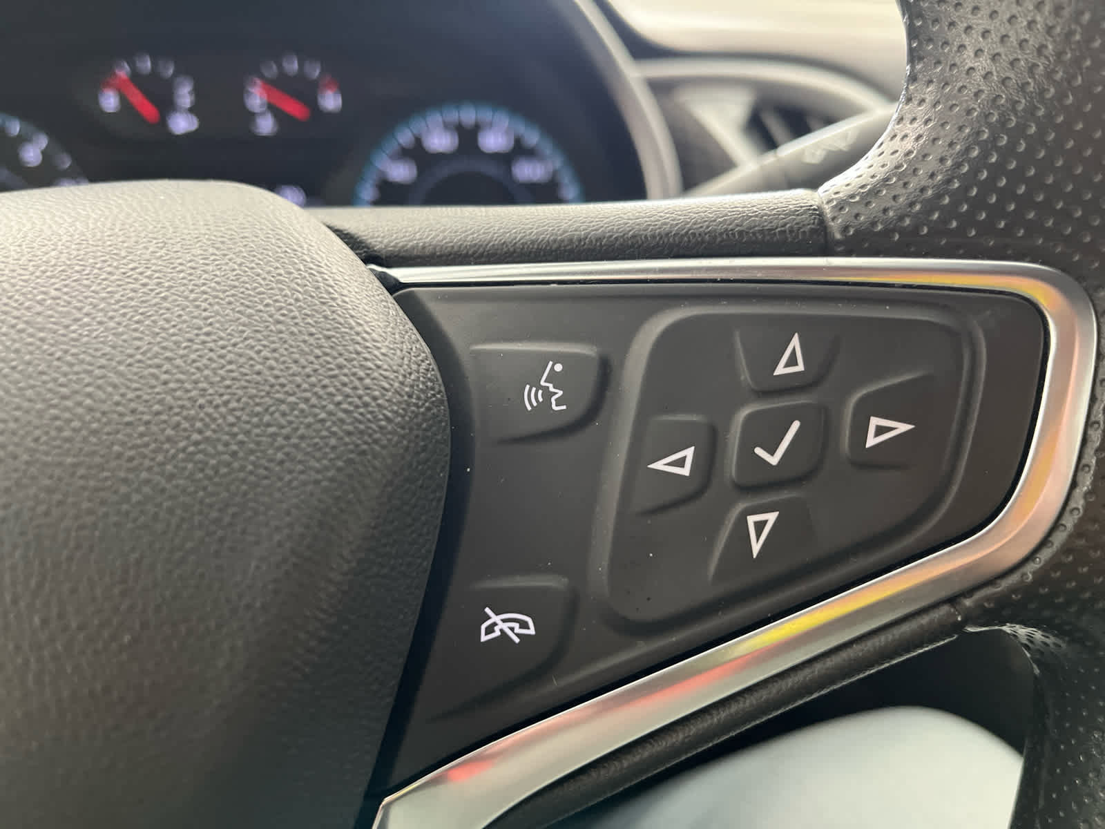 Used 2025 Chevrolet Malibu LT FWD image 24