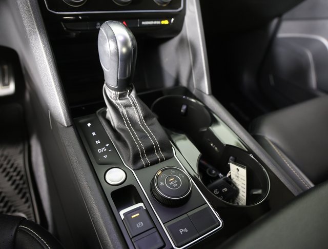 Used 2021 Volkswagen Atlas SEL R-Line image 25