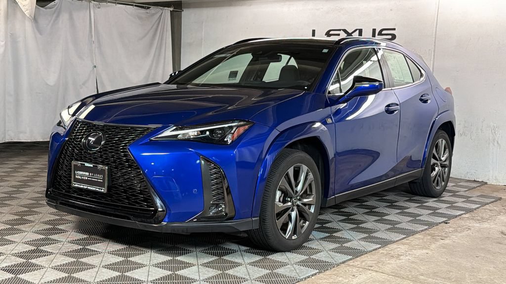 Certified 2024 Lexus UX 250h F Sport AWD/4WD image 2