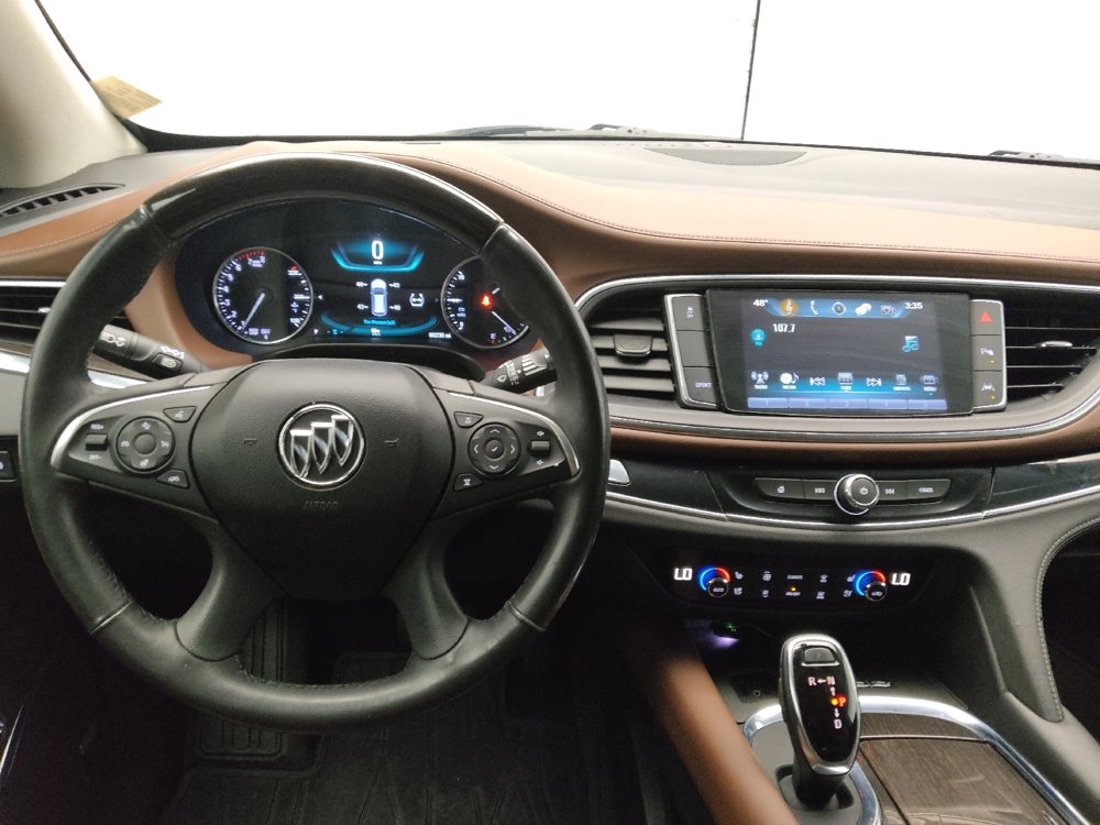 Used 2018 Buick Enclave Avenir w/ Avenir Technology Package image 22
