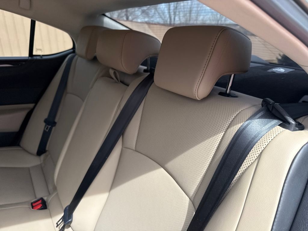 Used 2020 Lexus ES 350 w/ Premium Package image 19