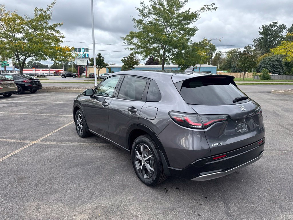 Certified 2024 Honda HR-V EX-L image 7