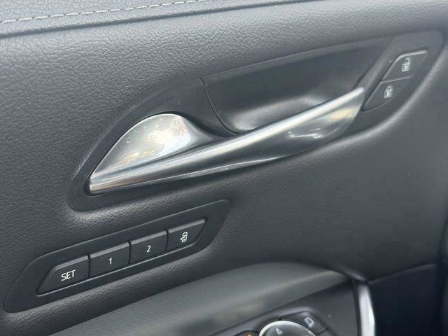 Certified 2022 Cadillac XT4 Premium Luxury w/ Cold Weather Package image 30