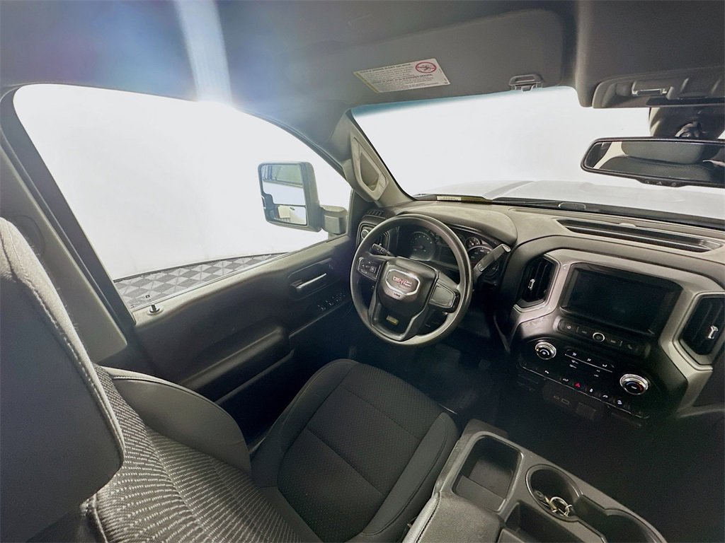 Used 2021 GMC Sierra 2500 4x4 Crew Cab w/ Convenience Package image 9