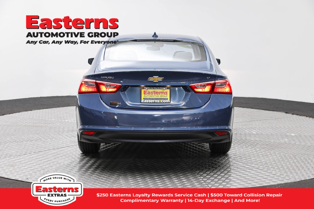 Used 2025 Chevrolet Malibu LT FWD image 7