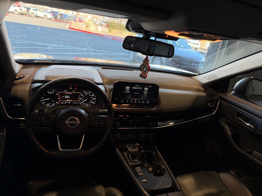 Used 2023 Nissan Rogue SL w/ SL Premium Package image 9