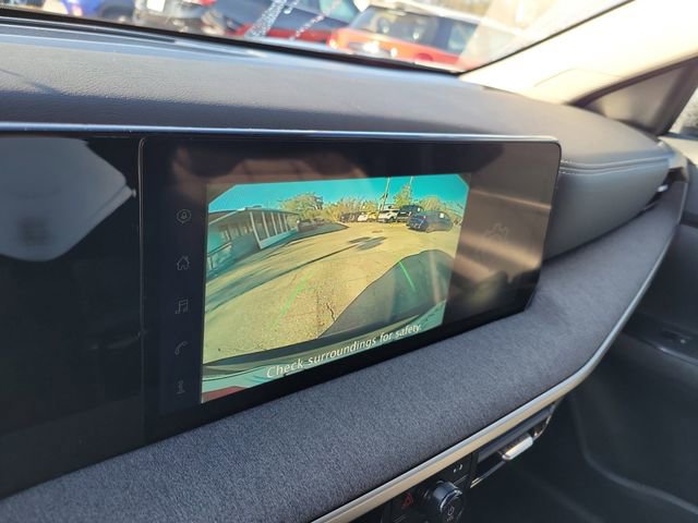 Used 2025 Nissan Kicks SV w/ Charging Package FWD image 21