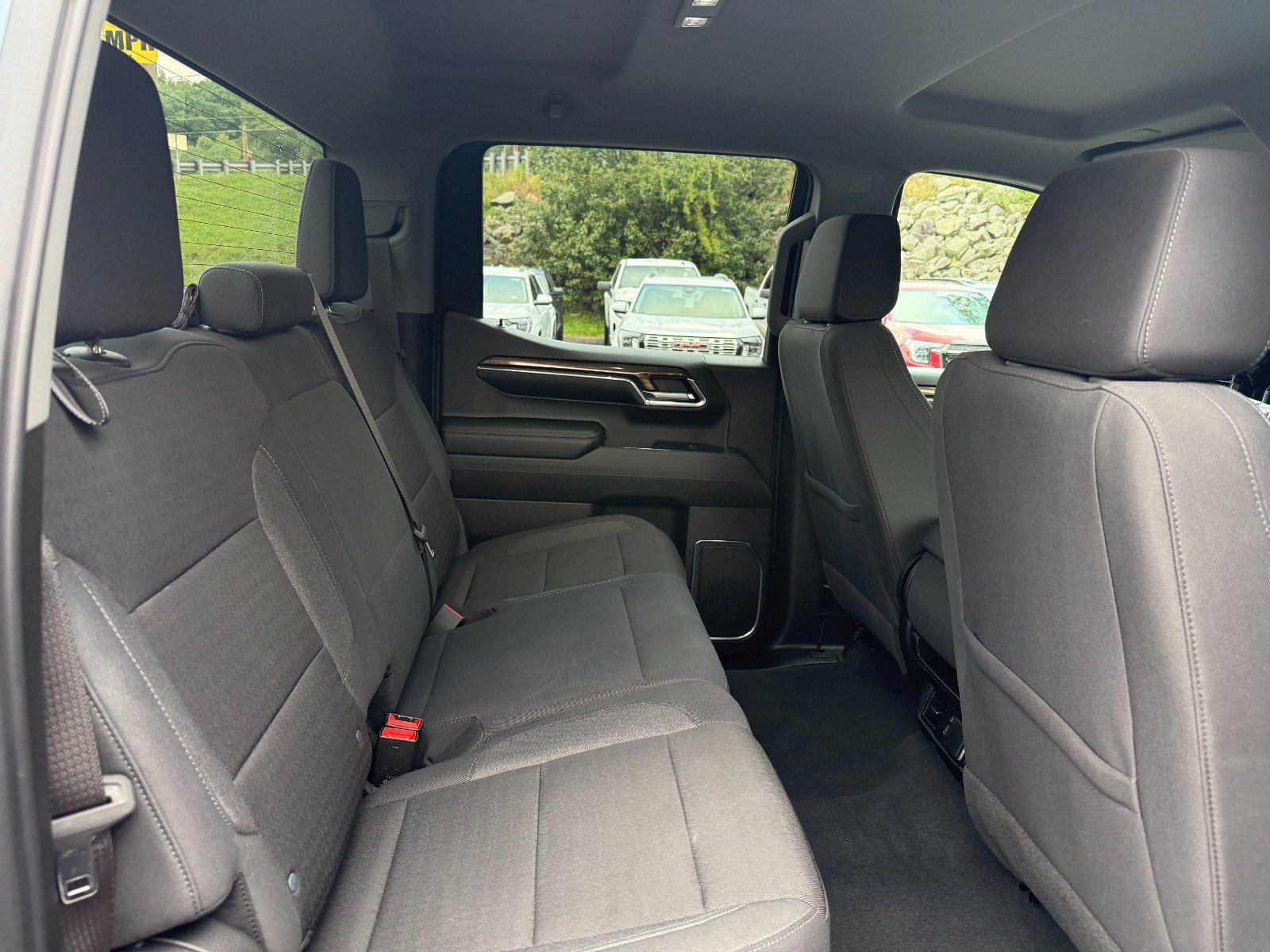 Certified 2024 Chevrolet Silverado 1500 LT AWD/4WD image 19