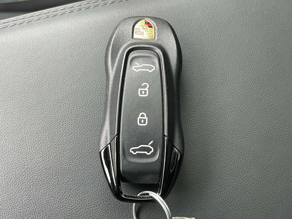 Used 2024 Porsche Macan 4 Electric image 45