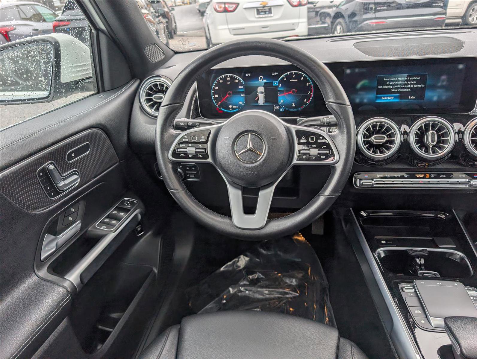 Used 2021 Mercedes-Benz GLB 250 4MATIC image 17