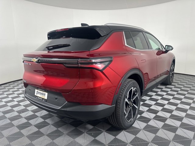 New 2026 Chevrolet Equinox EV LT image 4