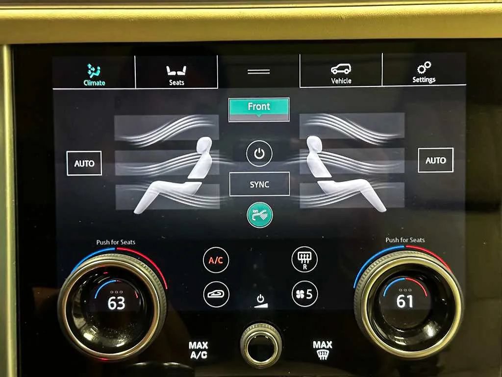 Used 2019 Land Rover Range Rover Supercharged AWD/4WD image 33
