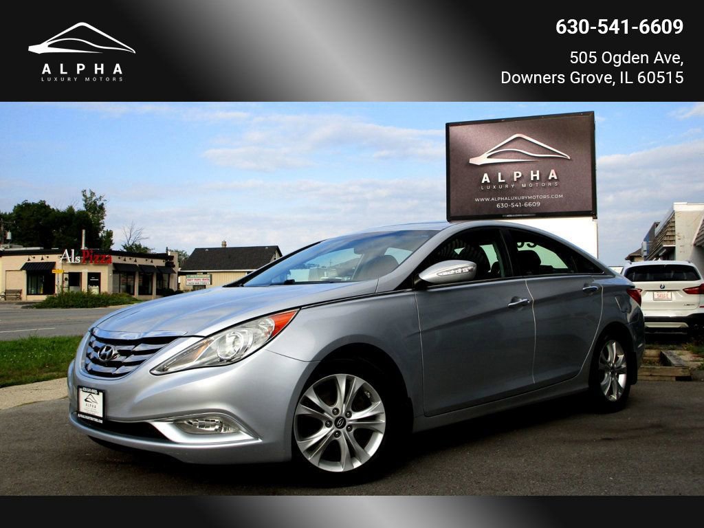 Used 2011 Hyundai Sonata Limited FWD image 1