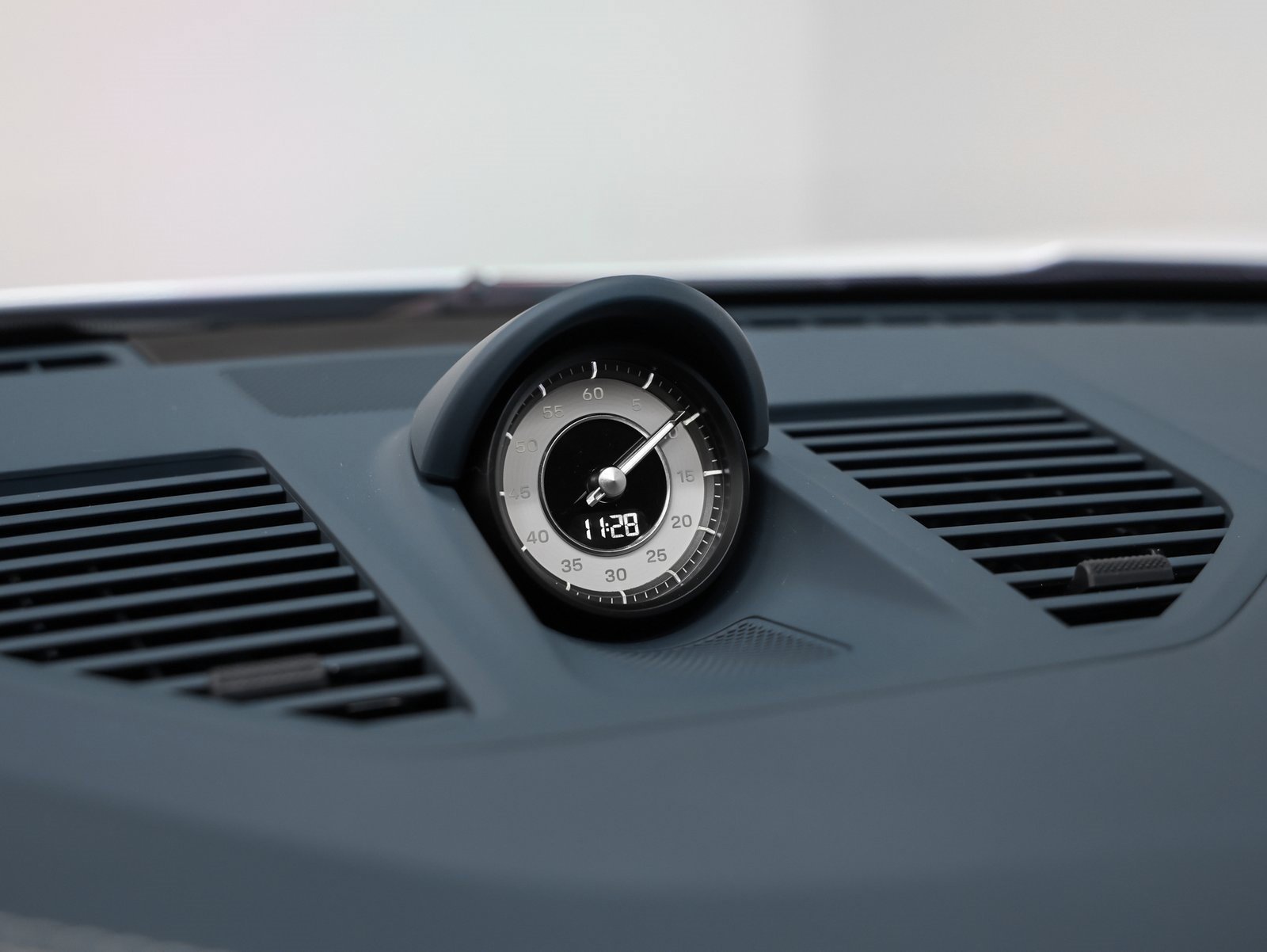 Certified 2025 Porsche 911 Turbo S image 65