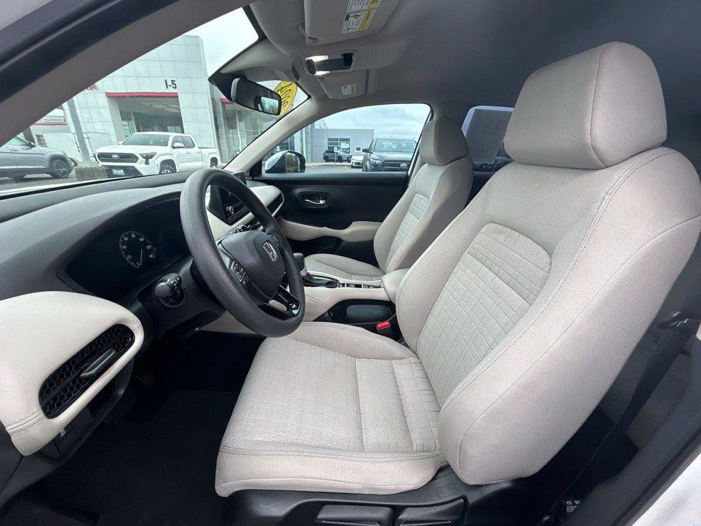 Used 2024 Honda HR-V LX image 17