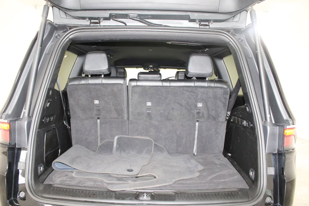 Used 2024 Jeep Wagoneer Series II AWD/4WD image 15