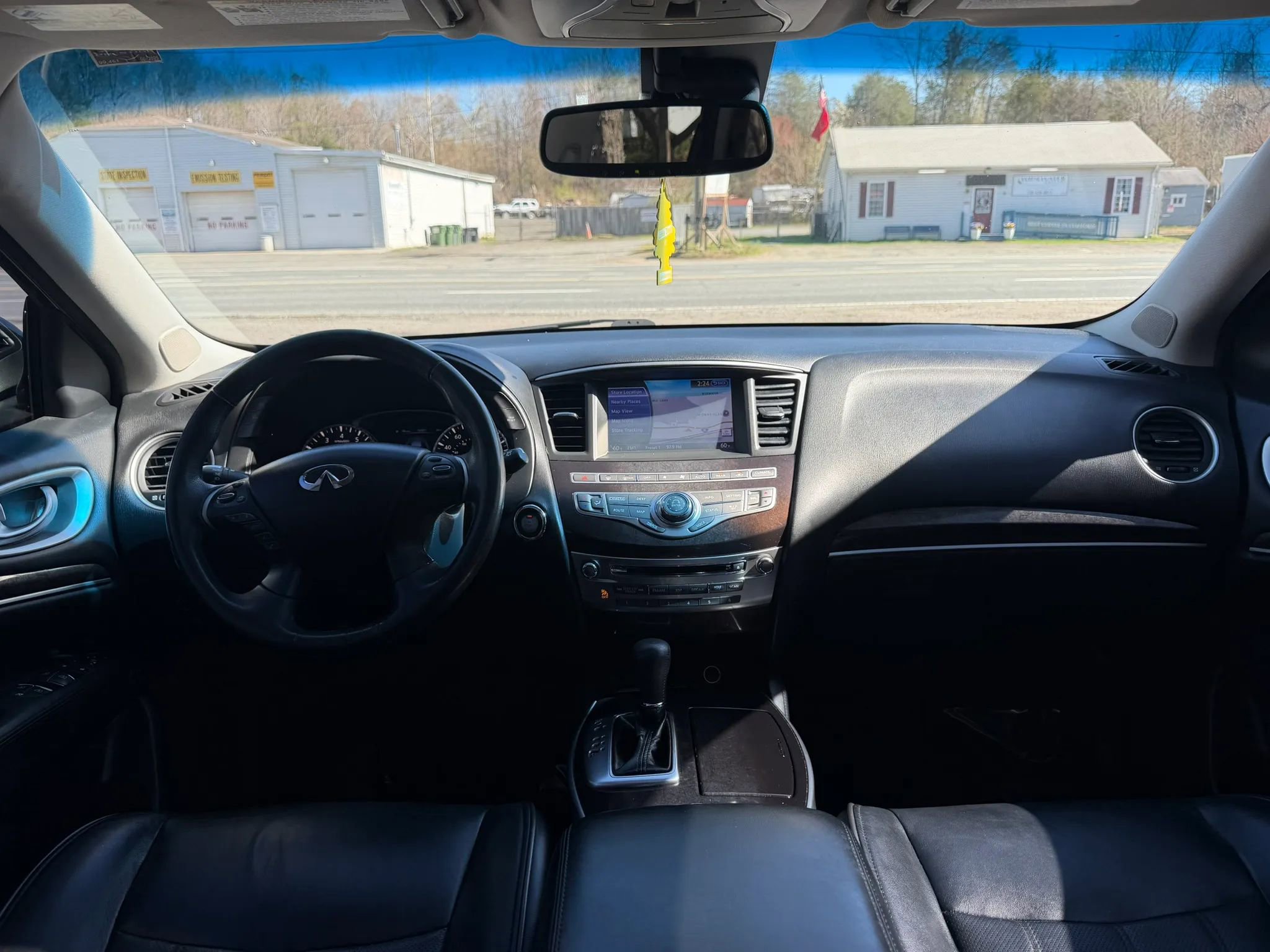 Used 2014 INFINITI QX60 AWD w/ Premium Plus Package image 30