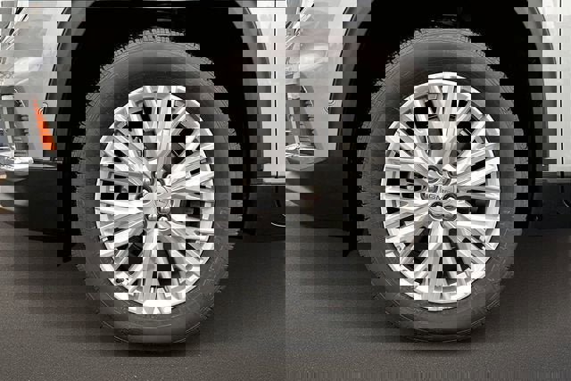 New 2026 GMC Acadia Elevation w/ Super Cruise Package image 14