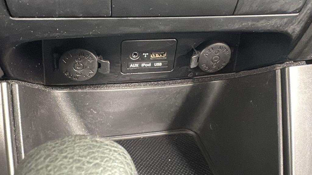 Used 2013 Kia Sorento LX w/ Third Row Pkg image 30