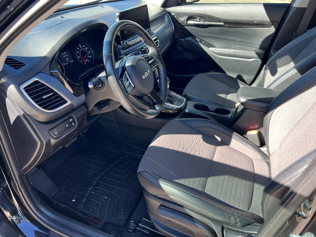 Used 2023 Kia Seltos S w/ Navigation Package image 15