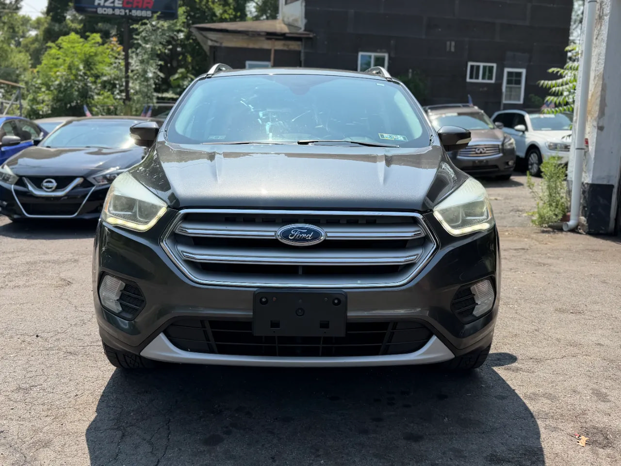 Used 2017 Ford Escape Titanium AWD/4WD image 15